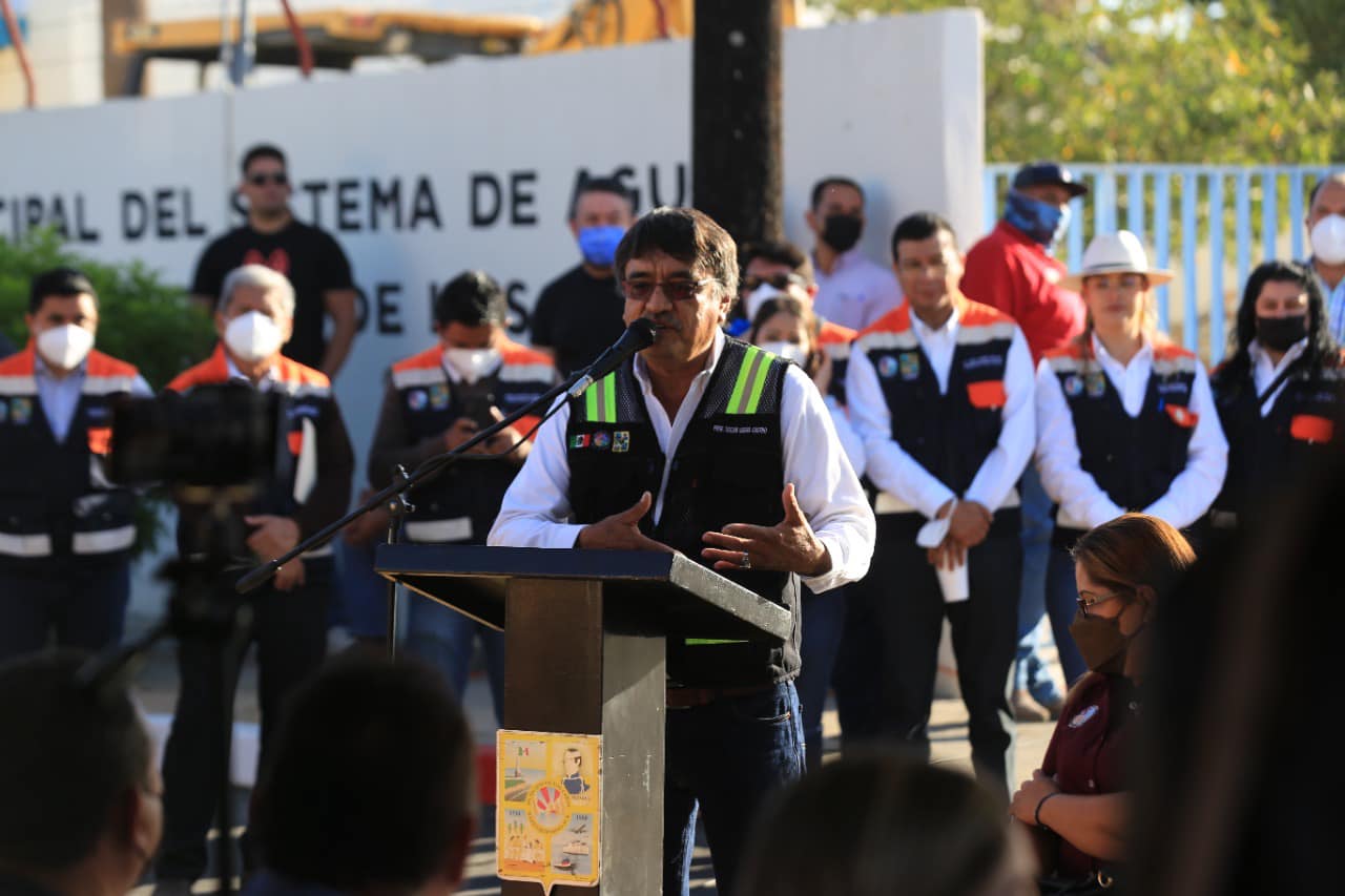 inaugura Gobierno de Los Cabos obra de pavimentación en Miraflores