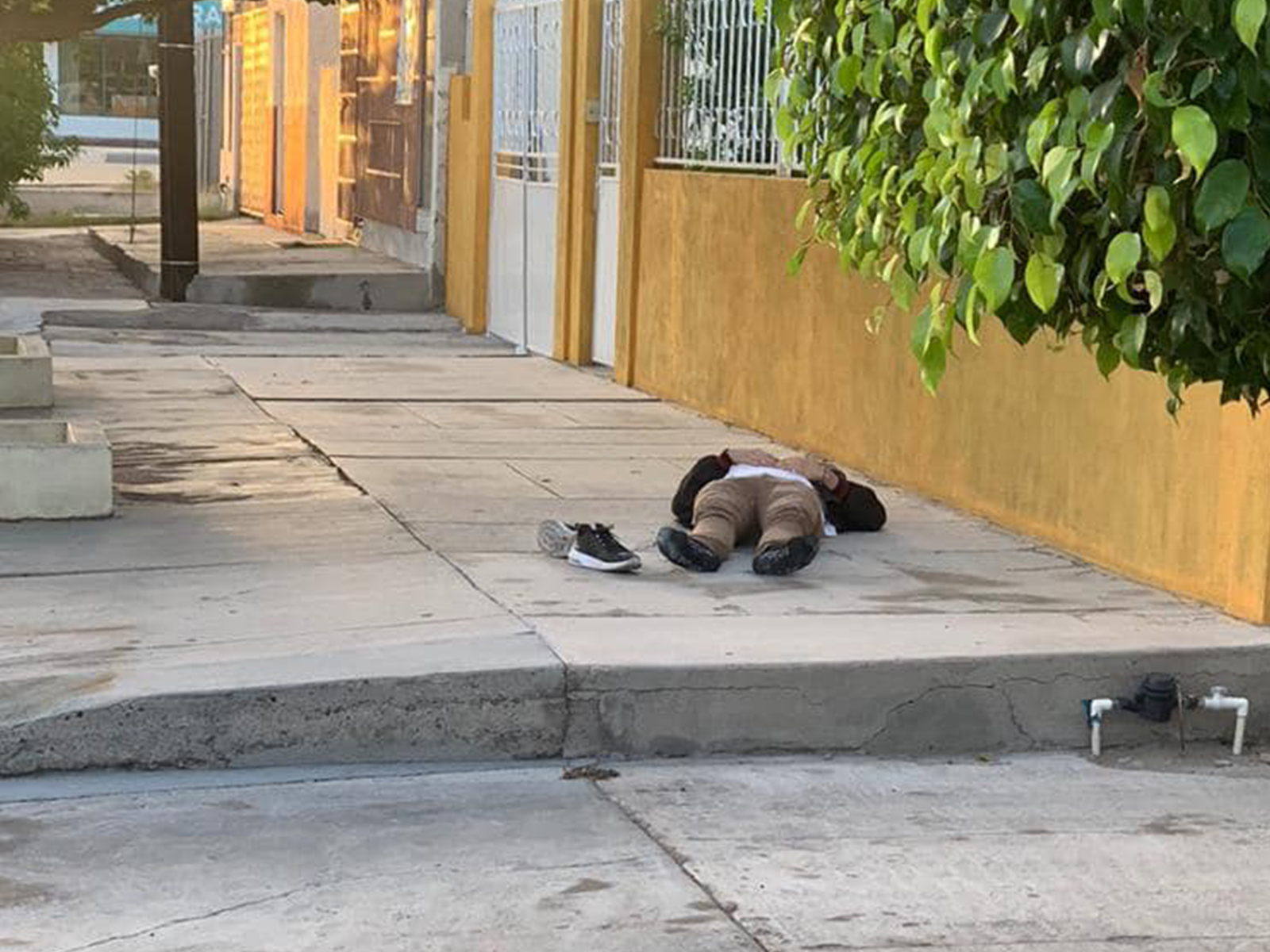Ni sus amigos lo aguantan