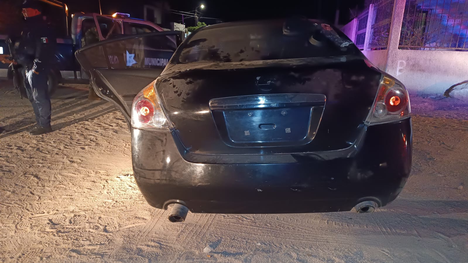 Detienen a presuntos responsables de asalto a Tecate Six