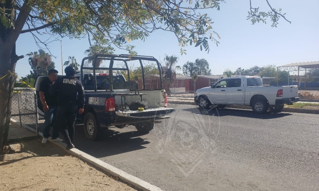 Aparecen narco mantas en La Paz