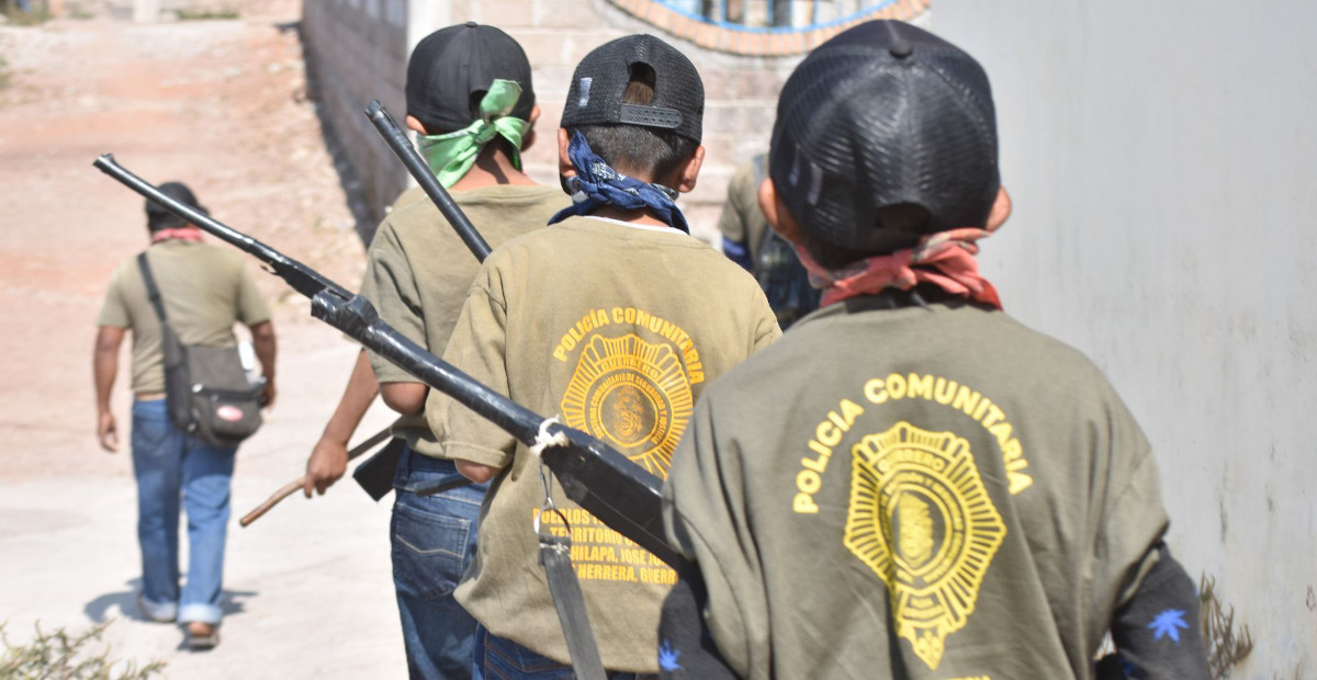 Niños de 6 a 11 años se suman a la policía comunitaria en Guerrero