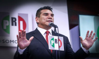 Priístas Vs PRI